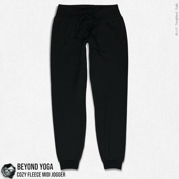 BEYOND YOGA COZY FLEECE LOUNGE AROUND MIDI JOGGER IN BLACK SUPER SOFT MODAL - Picture 3 of 11